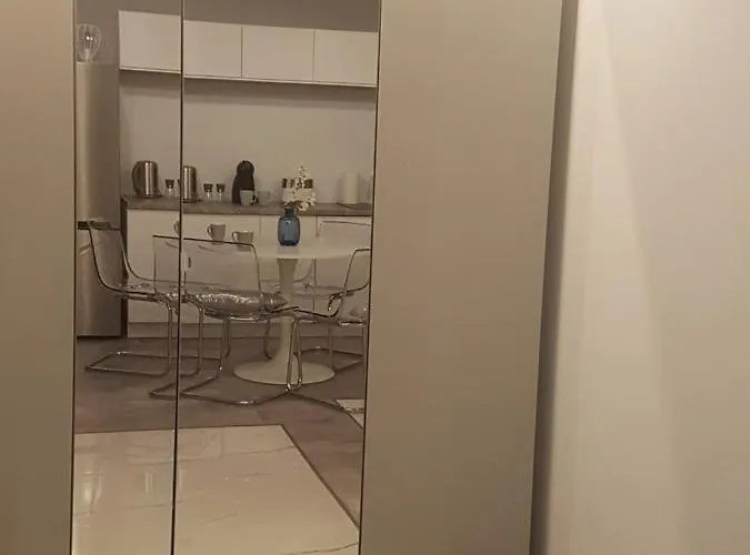 Apartament Silver Garden Wes Quality شقة *