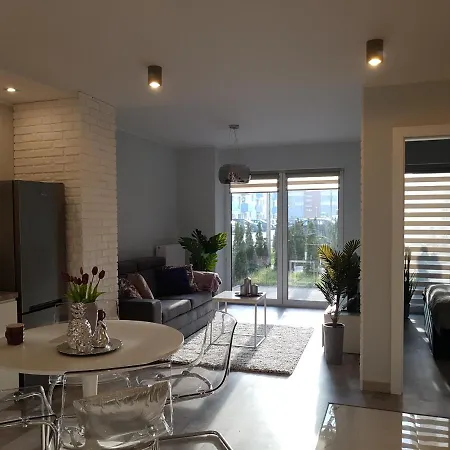 Апартаменти Apartament Silver Garden Wes Quality Познань