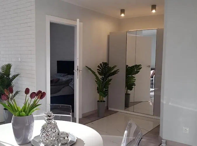 Apartament Silver Garden Wes Quality Apartman