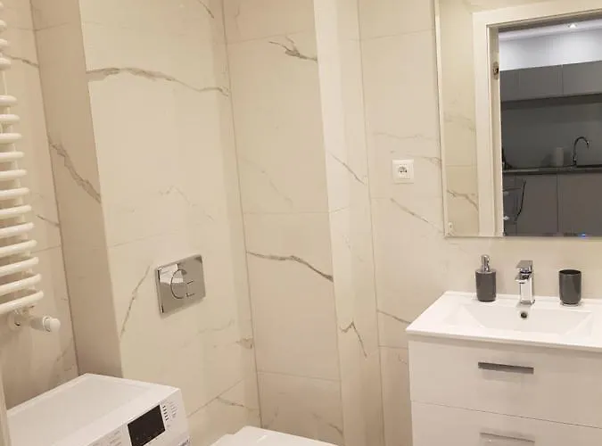 Apartament Silver Garden Wes Quality Apartman Poznań